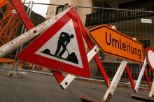 Kontrolle der Finanz auf Baustelle deckte Deutschen mit Nazi-Tattoo auf 