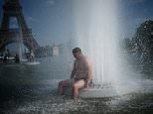 France endures its hottest day in history as temperatures pass 44C: Hundreds of deaths include UK woman at campsite and child in car