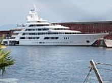 US ambassador billionaire is accused of 'flaunting' his wealth by furious Italians by sailing his $450m six-floor superyacht to Venice