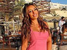 Conwoman pretended to be rich influencer to steal jewellery and antiques worth thousands while house-sitting around the country