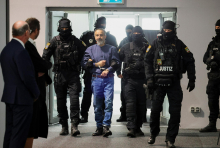 Napadalcu na božični sejem v Magdeburgu dosmrtni zapor