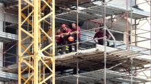 L’Italia nel 2025 è cresciuta di mezzo punto: il Sud va meglio del Nord