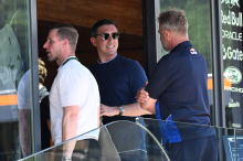 Formel 1 in Spielberg: Mark Mateschitz mit Victoria Swarovski am Ring