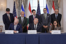 Libanon, Izrael in ZDA v Washingtonu podpisali tristranski okvirni sporazum