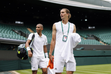 Sinner in Đoković v zgornji polovici žreba, Serena Williams se bo vrnila proti Mayi Joint