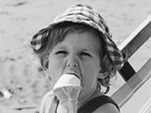 From sweaty Brentford Nylon sheets to flip flops stuck on tarmac: Daily Mail readers reveal why the scorching summer of 1976 was the greatest as Lefties wail about global warming