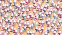 Suchbild: Augentest für „Adleraugen“: Wo liegt der Golfball zwischen den Eiern?
