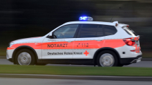Unfall im Ostalbkreis: Frau fährt in den Gegenverkehr und verletzt sich schwer
