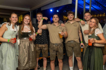 Beste Stimmung mit Meilenstein: Freiwillige Feuerwehr Kerschdorf lud zum Fest