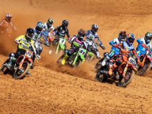 Herlings za 117. zmago dal vetra Coenenu, Gajser četrti, Pancar 11.