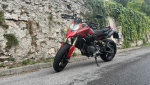 Test Ducati hypermotard V2: skušnjava na dveh kolesih