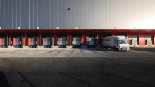 Večdesetmilijonski posel: Alfi v nakup treh logističnih centrov