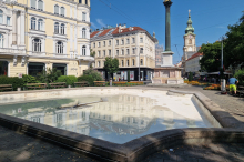 Brunnen am Eisernen Tor wieder leer: „Leider baden Leute immer wieder drin“