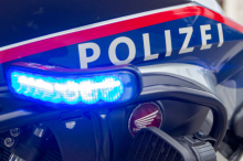 Polizei fahndet in Villach nach „Mann mit waffenähnlichem Gegenstand“