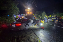 Autos frontal zusammengestoßen: Vier Verletzte im Spital