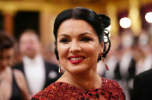 Anna Netrebko: Opernstar muss nach Zusammenbruch Auftritte absagen