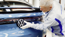 Od Amazona do Volkswagna: to so največja odpuščanja v prvem letošnjem polletju