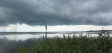 Wasserhose bei Friedrichshafen: Wie es zum Tornado über dem Bodensee kam