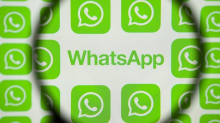 Whatsapp, l’umanità mascherata tra le spunte