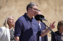 Vučić: 