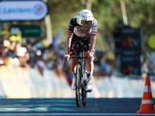 Pogačar rumeno majico zgrešil za 12 sekund, Jonas Vingegaard najhitrejši