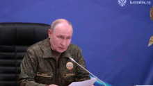 ORUŽJA SAMO JOŠ NA TRAFICI NEMA: Putin potpisao neverovatan zakon koji će trajati tokom SVO, desetine miliona Rusa će biti naoružano do zuba