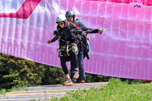 Hotspot der Paragleiter: Auf dieser Alm fliegt die Gefahr immer mit