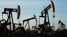 Opec+ aumenta la produzione di petrolio: altri 188mila barili al giorno dopo la riapertura di Hormuz