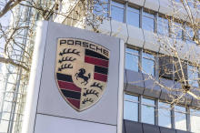Sportwagen-Hersteller Porsche streicht 4000 weitere Stellen
