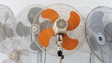 Caldo record, la rivincita del ventilatore: in Europa batte l’aria condizionata