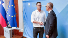 Kako minister za zdravje Ostrc ni povedal nič o dogovoru z interventnimi radiologi