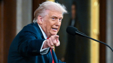 Pet Trumpovih bomb pred vrhom Nata