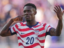 Derbi Portugalske in Španije, Američani lovijo zgodovinski večer