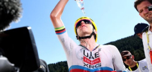 Tour de France: Tadej Pogačar gewinnt vor Jonas Vingegaard das Fahrradbrennen