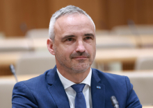Zveza za živali: Zdi se, da se novi minister še lovi v svoji vlogi in vleče nesmiselne poteze