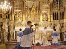 Ornate Catholic church was on the brink of closing... until priest came up with extraordinary old-fashioned idea that made attendance boom