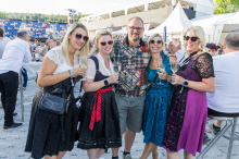 Am Wörthersee: 8000 Andreas Gabalier-Fans kamen in Dirndl und Lederhosen
