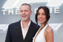 Brad Pitt und Ines de Ramon zeigen sich erstmals auf Instagram