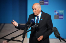 Janša pred glasovanjem skupine EPP-ja izrazil upanje, da Grims ne bo izključen iz politične skupine