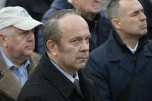 Skupina EPP izključila evropskega poslanca Branka Grimsa. Ta ne namerava odstopiti.