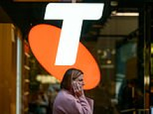Aussies issue warning after Telstra outage leaves thousands unable to pay: 'Cash is king'