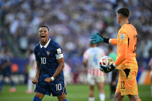 „Sohn einer ...“ – Streit zwischen Mbappe und Senatorin eskaliert