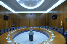 V DZ-ju znova poskus odreditve parlamentarnih preiskav o aferi Black Cube in financiranju medijev