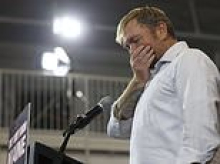 Democrats desperately scramble to replace 'scumbag' Graham Platner as brutal 100-day sprint approaches