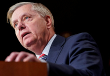 Umrl vplivni ameriški republikanski senator in Trumpov zaveznik Lindsey Graham
