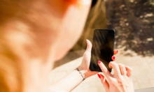 Zbog vrućina mnogi rade istu pogrešku s mobitelom, a posljedice mogu biti skupe