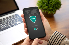 Priljubljenim brezplačnim VPN storitvam na Googlu Play ne gre slepo zaupati
