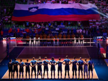 Slovenci v akciji že zgodaj popoldan: Narediti prvi korak proti finalu #video