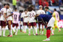 Fußball-WM : Pressestimmen: „Lausige Les Bleus“ und „Eine Lektion für die Welt“