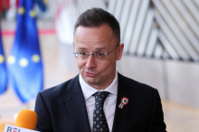 Nekdanji madžarski zunanji minister Szijjarto bo odslej delal za kitajski BYD
